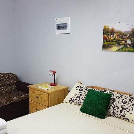Sunburst Apartment Arnos Vale Luaran gambar