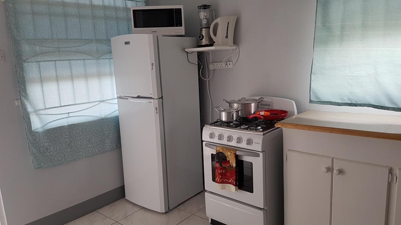 Sunburst Apartment Arnos Vale Luaran gambar